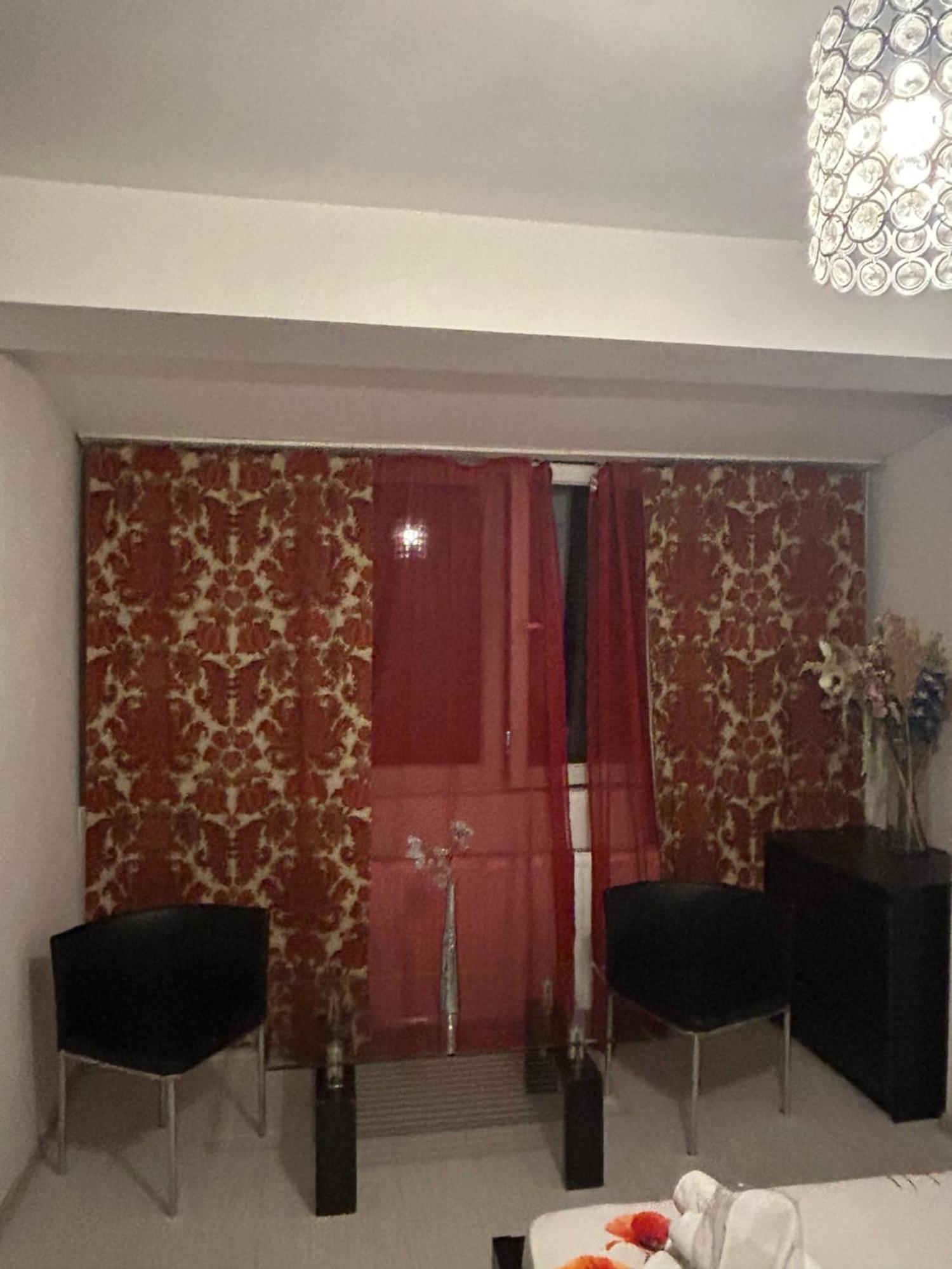 Enzso Residence Ap 2 Cam,Piata Natiunile Unite, Nr3-5,Bloc B2, Sc2, Et 1, Ap34 Bükreş Dış mekan fotoğraf