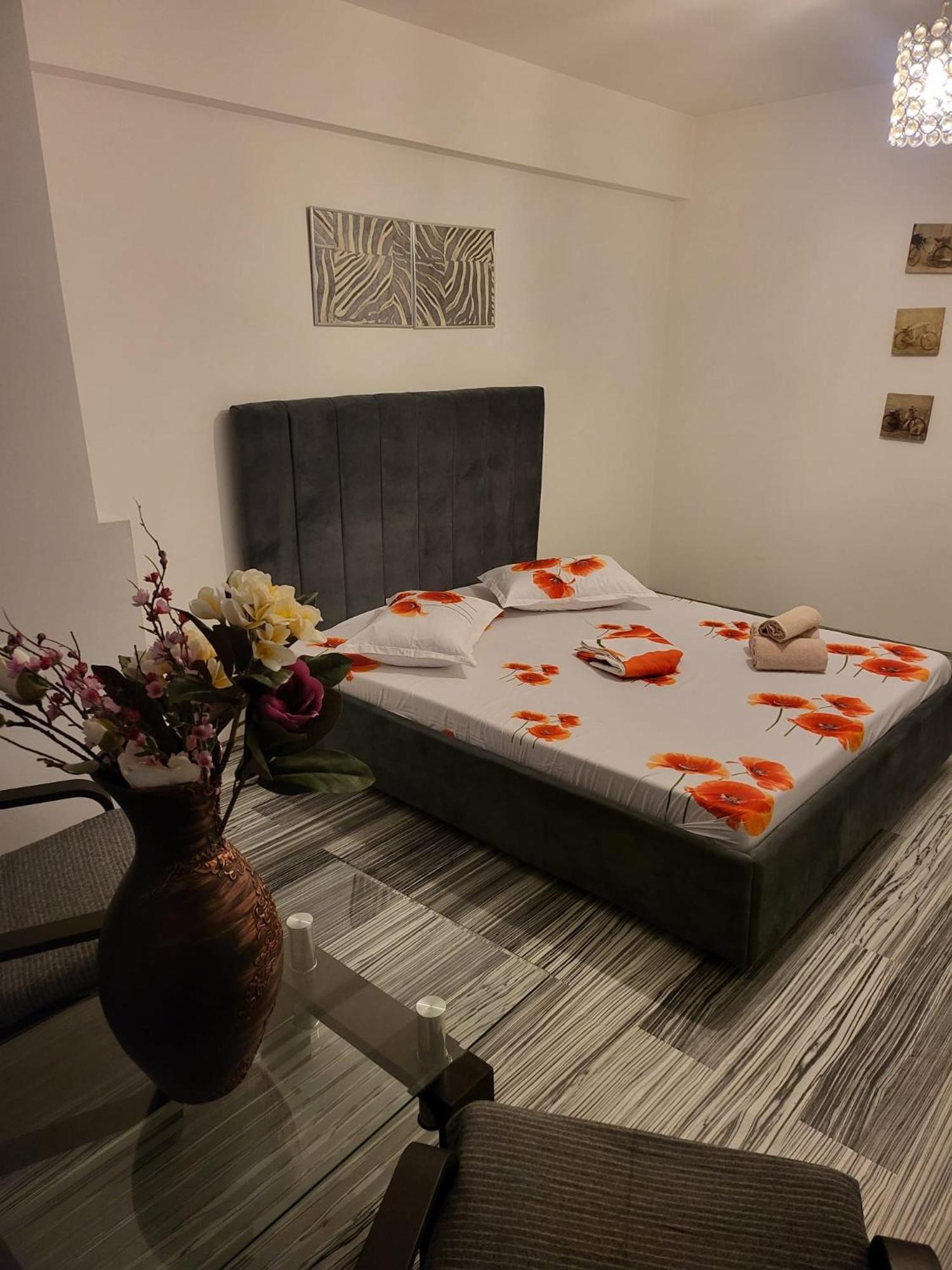 Enzso Residence Ap 2 Cam,Piata Natiunile Unite, Nr3-5,Bloc B2, Sc2, Et 1, Ap34 Bükreş Dış mekan fotoğraf