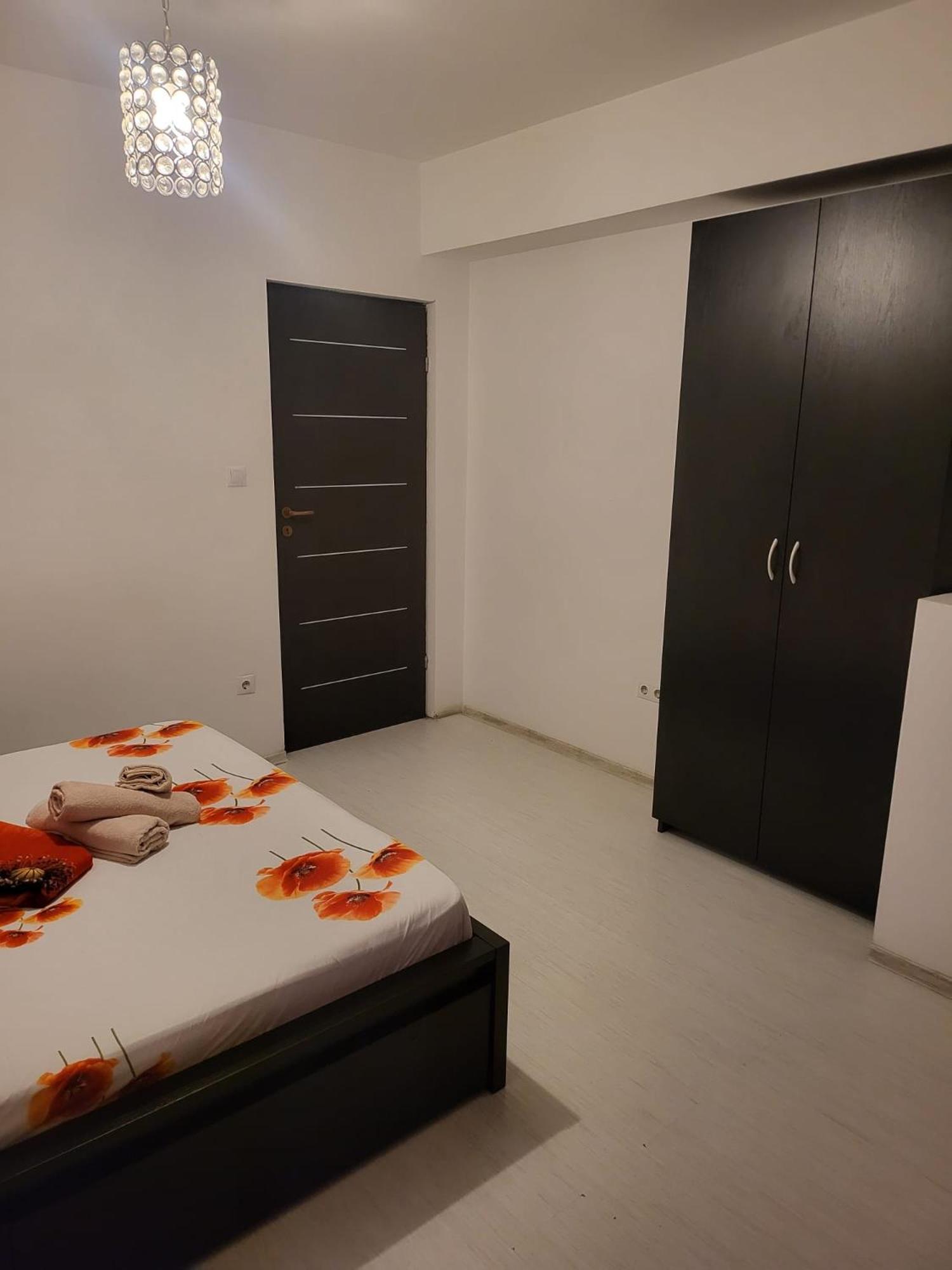 Enzso Residence Ap 2 Cam,Piata Natiunile Unite, Nr3-5,Bloc B2, Sc2, Et 1, Ap34 Bükreş Dış mekan fotoğraf