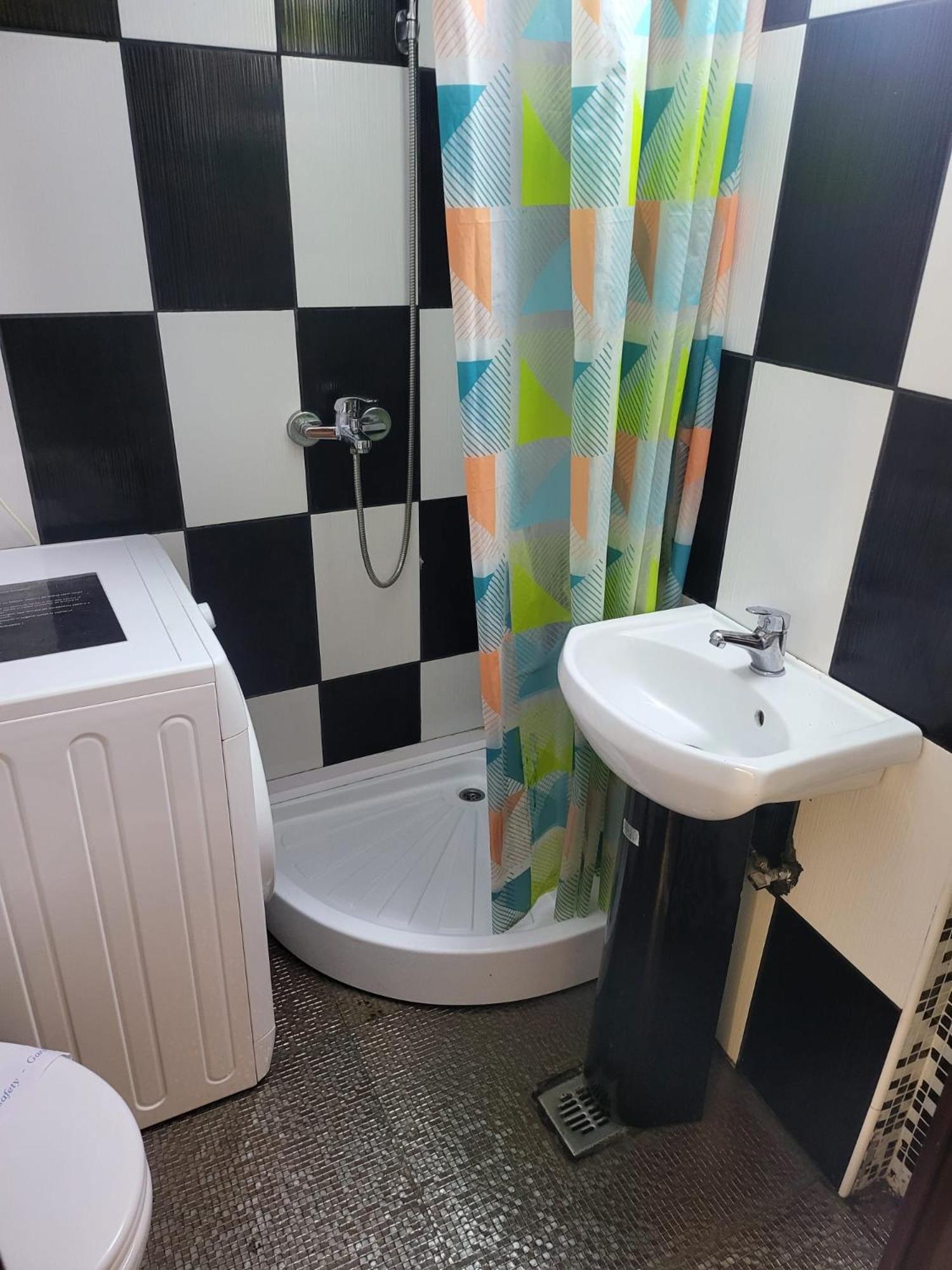 Enzso Residence Ap 2 Cam,Piata Natiunile Unite, Nr3-5,Bloc B2, Sc2, Et 1, Ap34 Bükreş Dış mekan fotoğraf