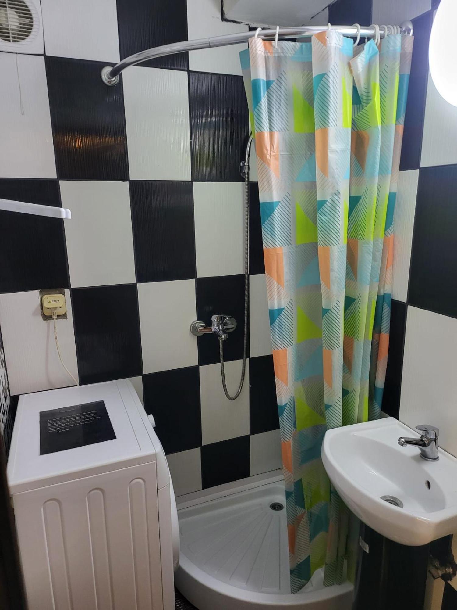 Enzso Residence Ap 2 Cam,Piata Natiunile Unite, Nr3-5,Bloc B2, Sc2, Et 1, Ap34 Bükreş Dış mekan fotoğraf